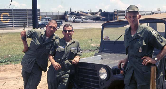 NAM IMAGES - Página 2 Bt-ab-30-flight-line-cmsgs-summerfield-taylor-jeep-a1e