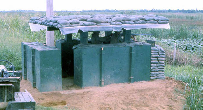 NAM IMAGES - Página 2 Bt-ab-6-morning-perimeter-bunker-50cal-summerfield