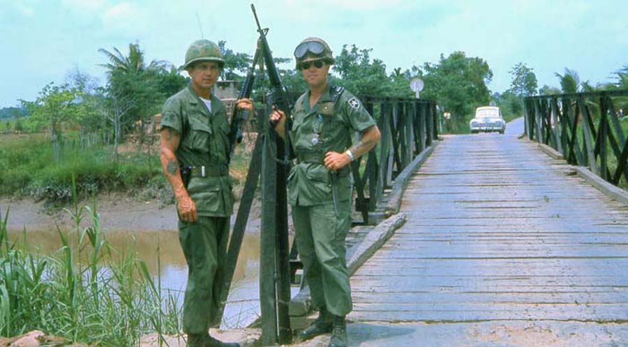 NAM IMAGES - Página 2 Bt-ab-86-river-bridge-summerfield