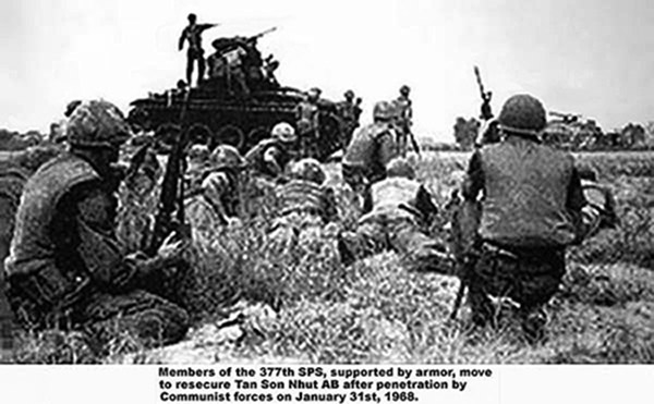 NAM IMAGES - Página 2 Tsn-o51-bunker-04-1968