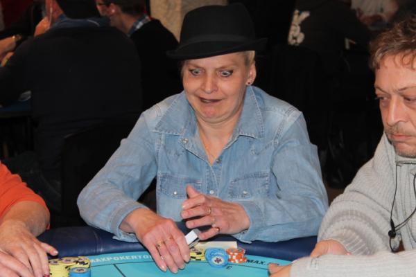 Open de Cambrai  du Chtiz poker Day2 le 21 Avril 2014 14291555025354f98d57025