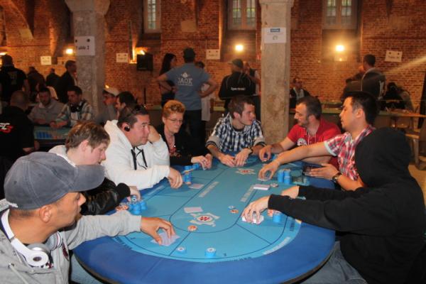 Open de Cambrai  du Chtiz poker Day2 le 21 Avril 2014 1471293948535539f5aa073