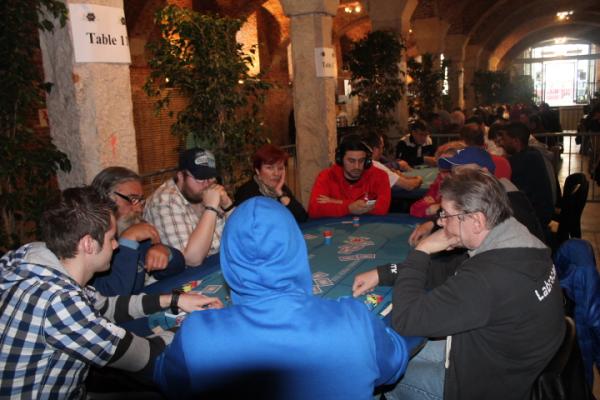 Open de Cambrai  du Chtiz poker Day2 le 21 Avril 2014 17450987585354f4ac6384c