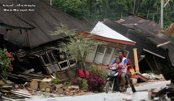 صور مؤلمة للدمار الذي خلفه زلزال اندونيسيا Indonesia-9