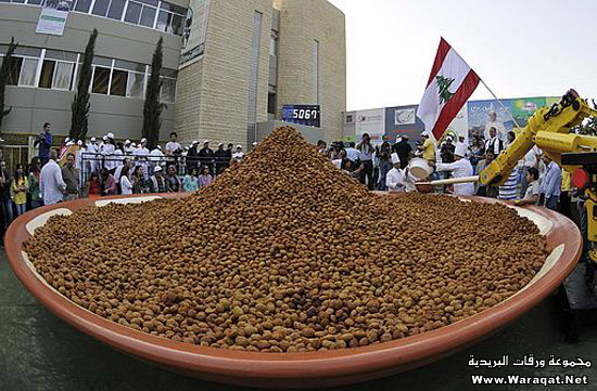 اكبر وليمة فلافل في العالم بأيادي لبنانية تدخل موسوعة غينيس للأرقام القياسية Flafel_beg3