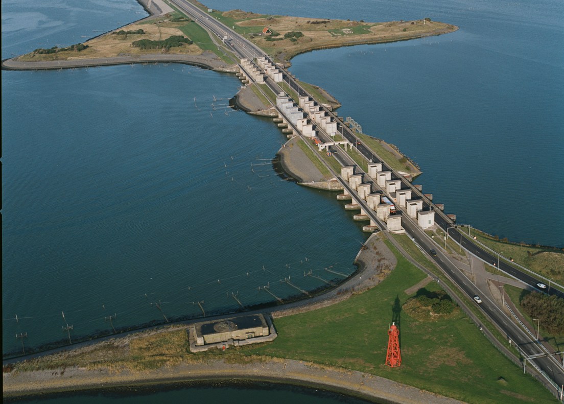 Tim: Cultural Learnings of Netherlands for Make Benefit Glorious Nation of USA (and others) - Page 11 Afsluitdijk