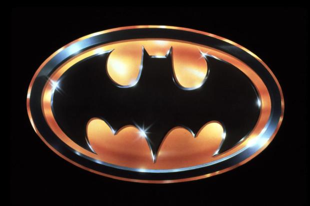 Der Schöpfer des Batman-Logos ist tot Batman-Logo