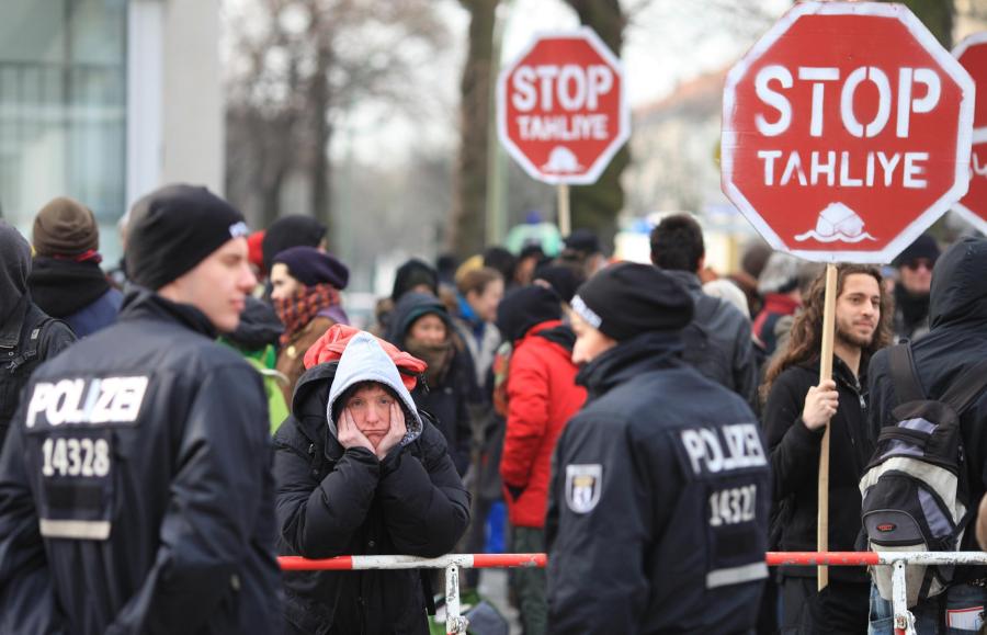 67-jährige Frau stirbt nach Zwangsräumung Kundgebung-gegen-Zwangsraeumung