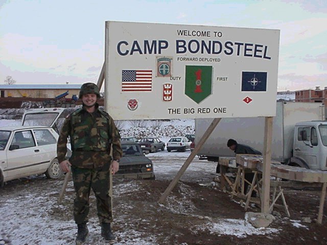 Rijeka nikada neće biti u Dalmaciji! No passaran! - Page 3 Tom_carey_camp_bondsteel_1_2000