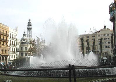 LA REGION DE VALENCE Fountains