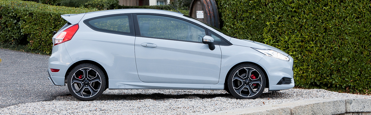 [ Actualité : Essai ] Ford Fiesta ST200 : Un surplus de piment pour la petite ST ! Fiesta_ST_banner