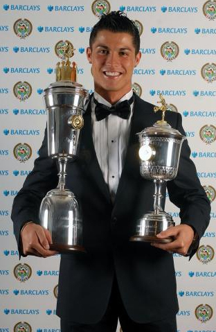 Wilshere wins PFA Young Player of the year Ronaldopfa