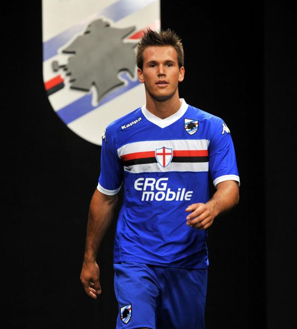Best Football Kits Sampdoria-home-2010