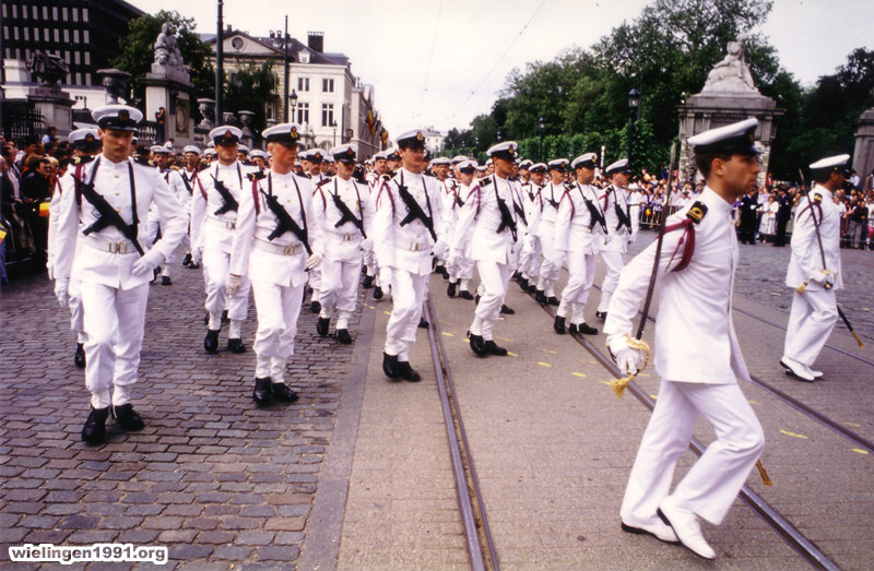 Défilé des cadets de Marine à Bruxelles le 21/07/2013 Jui_07
