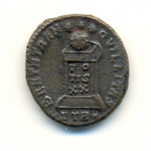 AE3 de Constantino I (BEATA TRANQUILLITAS) 166870898