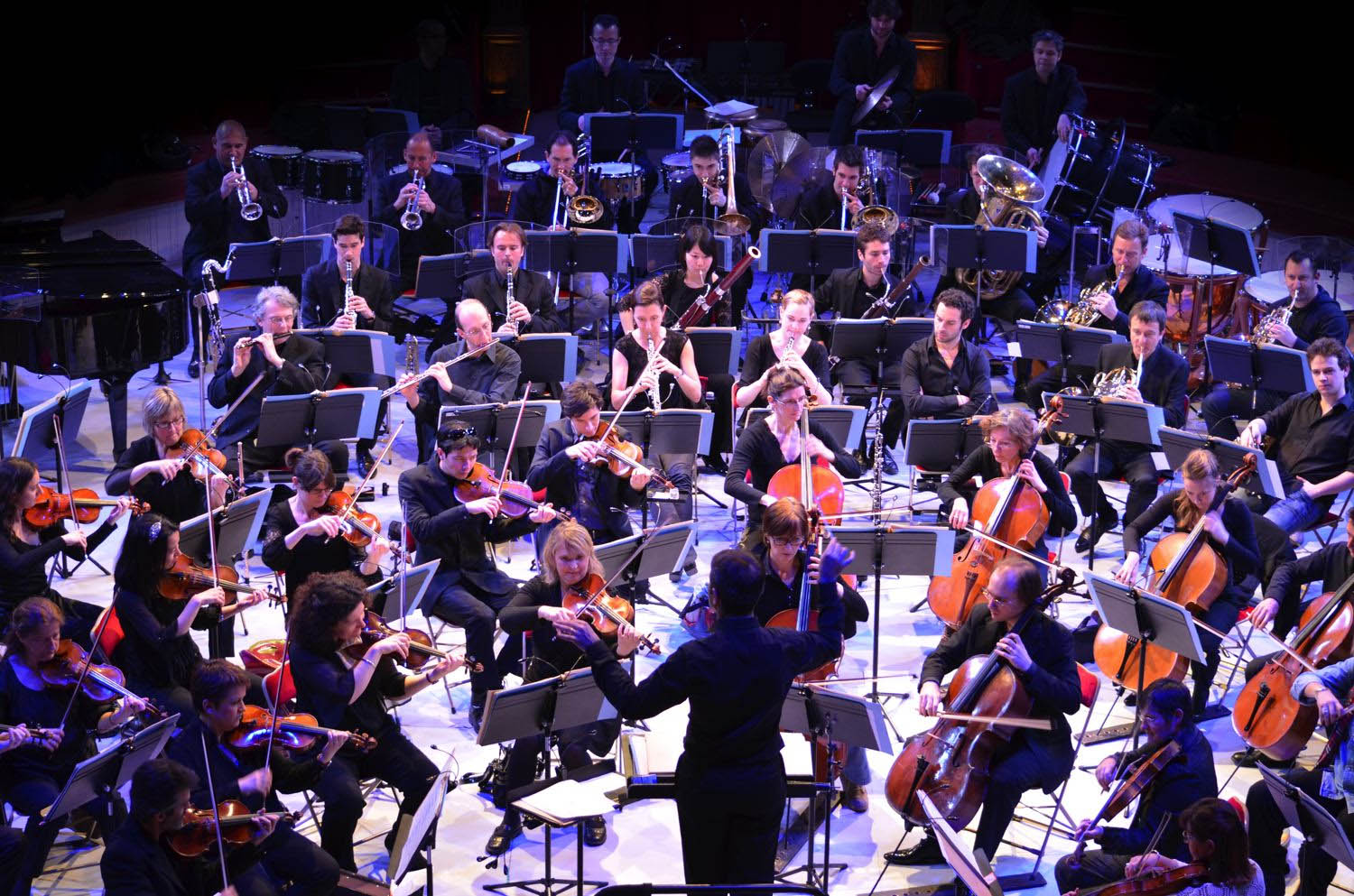Le paraître en concert Orchestre%20Lamoureux%206%20Copyright%20Rouge%20202%20-%20JMDestang