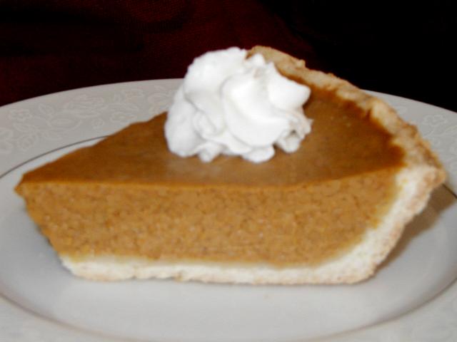 Pumpkin pie vs. Sweet Potato pie Pumpkin%20pie