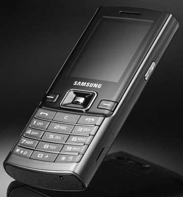 تماس دوگانه به شیوه سامسونگ؛ دو سیمکارته های چشم بادامی  Samsung_two_simcard_phones_03