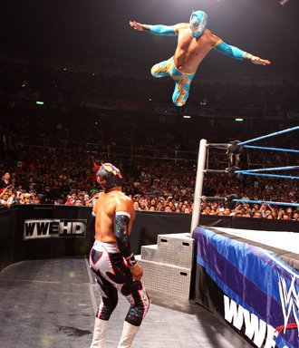 حصريا صور عرض WWE SmackDown 21/10/2011 . SD_635_Photo_104