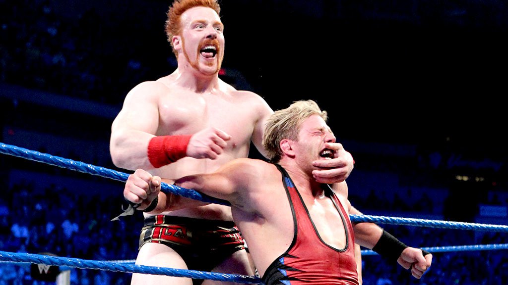 WWE SMACKDOWN - 01/07/16. 20120523_sd_sheamus_swagger