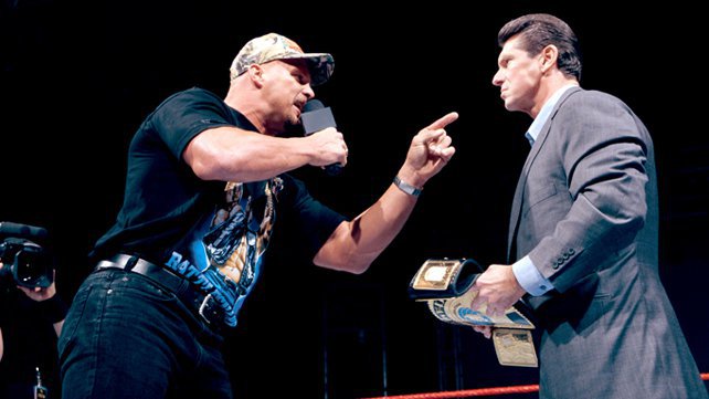 [Divers] Top 25 des feuds les plus personnelles selon WWE.com Scsa_mcmahon