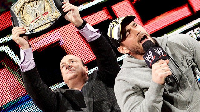 Ronda de noticias WWE 20130103_LIGHT_Punk_Heyman_C