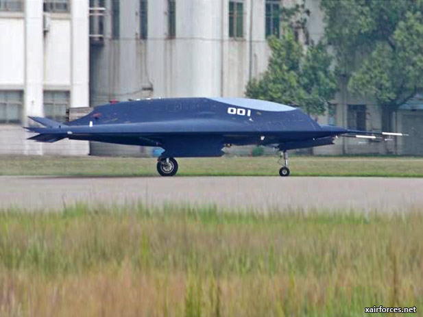 Armée Chinoise / People's Liberation Army (PLA) - Page 6 China-Air-Force_Lijian-Sharp-Sword-UCAV_180513