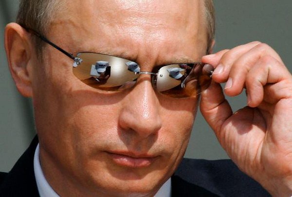 what are you listening to #15993 - Page 22 Vladimir-Putin-with-sun-glasses