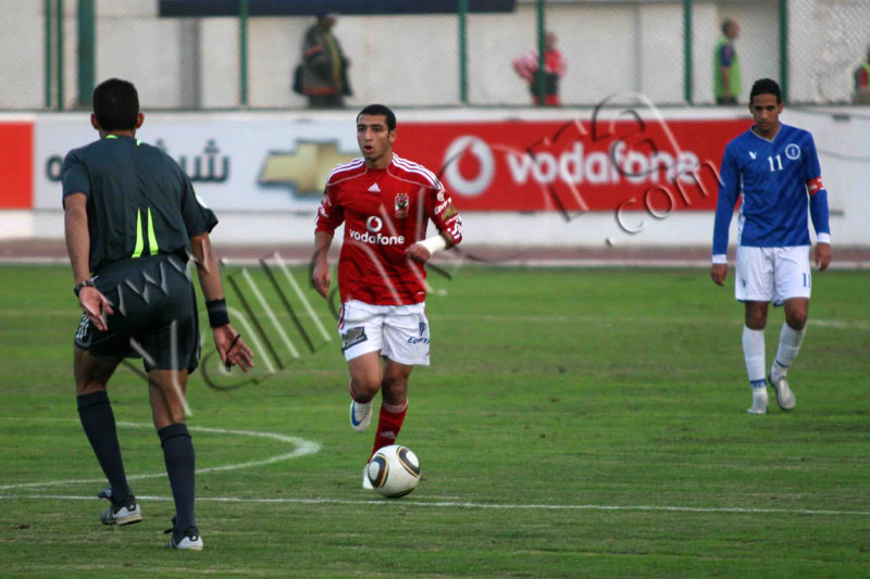 أحمد شكري ينفى مفاوضات انتقاله للزمالك Ahmed-shokry-free24-1-2010-21-3-54