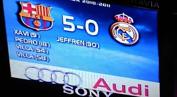 رئيس برشلونة يراهن بالمكرونة والأرز على اسقاط الريال بالخمسة مجددا Barca5-6001-12-2010-10-45-51