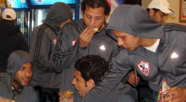 نادي حطين يطالب جماهيره بتحمل جزء من تكاليف استقدام الزمالك لسوريا  Zamalek-syeria60011-3-2011-16-45-13