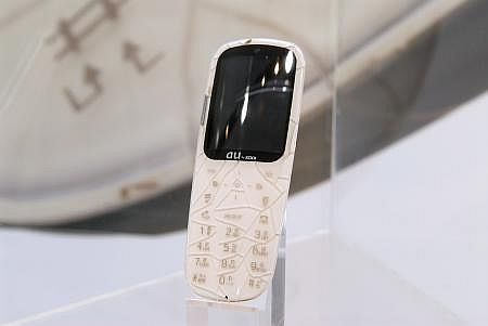 صور هواتف2011 هواتف المستقبل Future-phone%20%2827%29