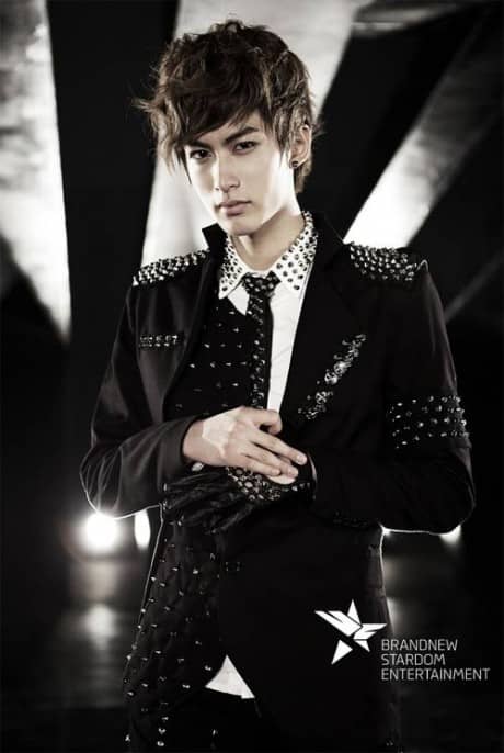 Poze 20110428_blockb_jaehyo-460x686