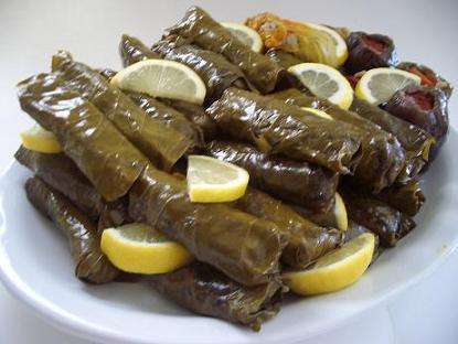 كل سنة وانتم طيبين ياقمرات المنتدى StuffedGrapeLeaves