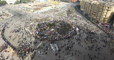 فتح ميدان التحرير مرورياً.. وهدوء حذر أمام "الداخلية" S5201127132620