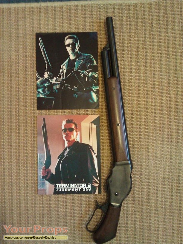 Le flingue de Terminator Terminator-2-Judgment-Day-T-800-Schwarzenegger-1887-Winchester-Shotgun-1