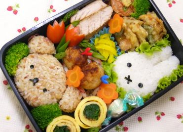 Favorite food? (post pics) Bento2