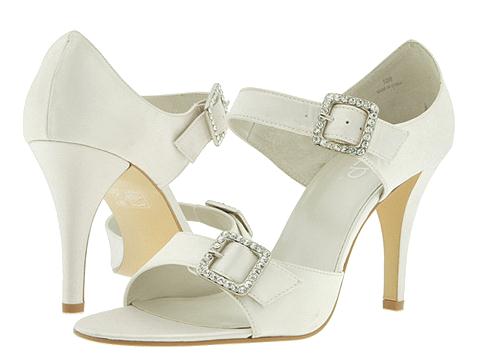 تشكيلة أخرى من الأحذية الخاصة بالعروس 3034-193745-p