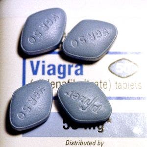 Tutorial para instalar la expansión del Swat 4 - The Stetchkov Syndicate Viagra