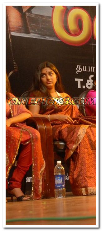 நடிகை மீரா ஜாஸ்மின் புகைப்படம் - Page 14 Meera-jasmine-photo-5