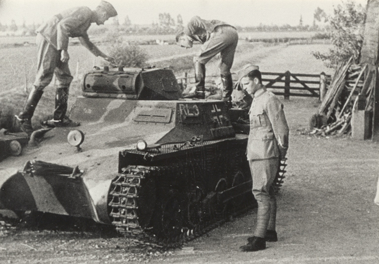 PZ1 camouflage 1936 NL-203