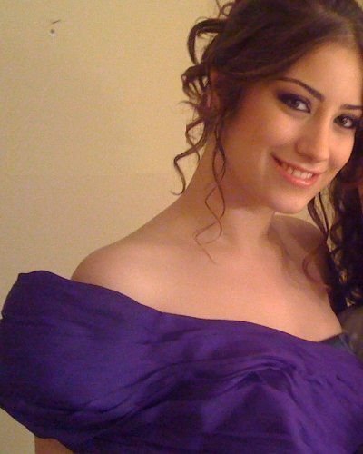 صور للممثلة التركيه Hazal kaya 894020906