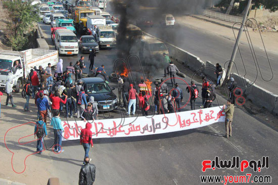 بالصور: "ألتراس أهلاوى" يعلن قطع طريق القاهرة - الإسكندرية الزراعى 717495995