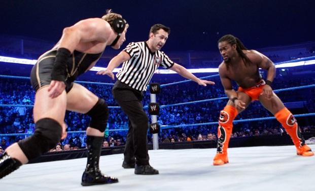 مجلة عـرض smack down كل ما يدور فـ عالم ال wwe >> متجدد 724340031