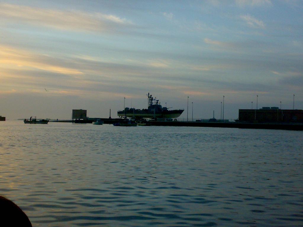 صور رحلات فريق عمر الصياد ليوم 25-1-2011 الى جزيرة نيلسون 936047633