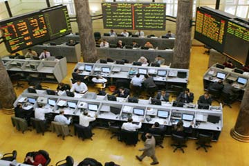 مؤشر بورصة مصر يسجل ثالث أكبر هبوط وينخفض 6.1% 424989660