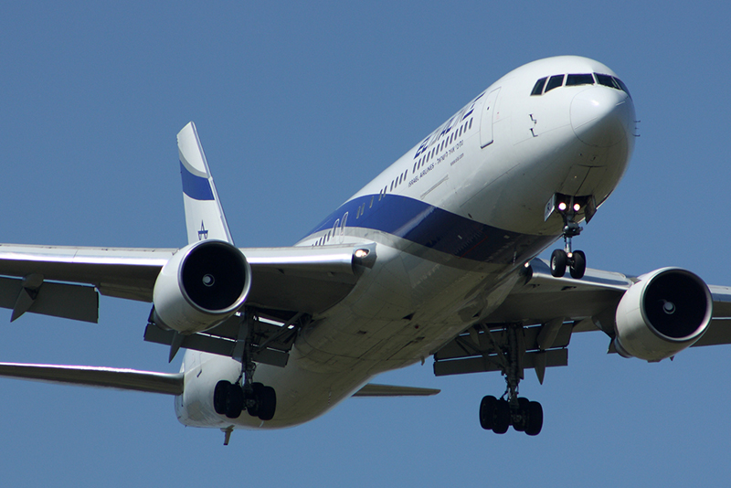 Aeroportul Bucuresti ( Henri Coanda / Otopeni ) - August 2010 - Pagina 2 4102820