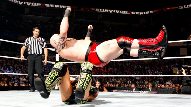  :. حصريا صور العرض الرائع WWE Survivor Series 2012 .:  312751474