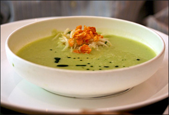 شوربة الافوكادو Avocado-soup