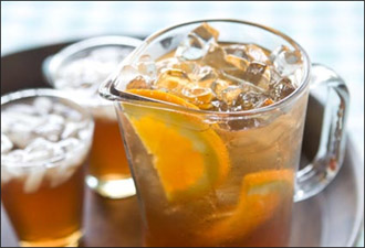 طريقة تحضير شاي مثلج باللوز  Almond-ice-tea